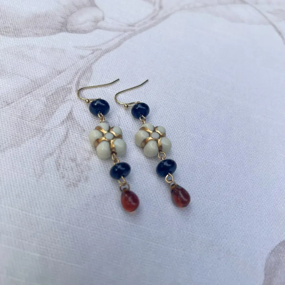 Beige Floral Flower Smoky Brown Czech Glass Black Agate Boho Casual Earrings - Picture 6 of 7